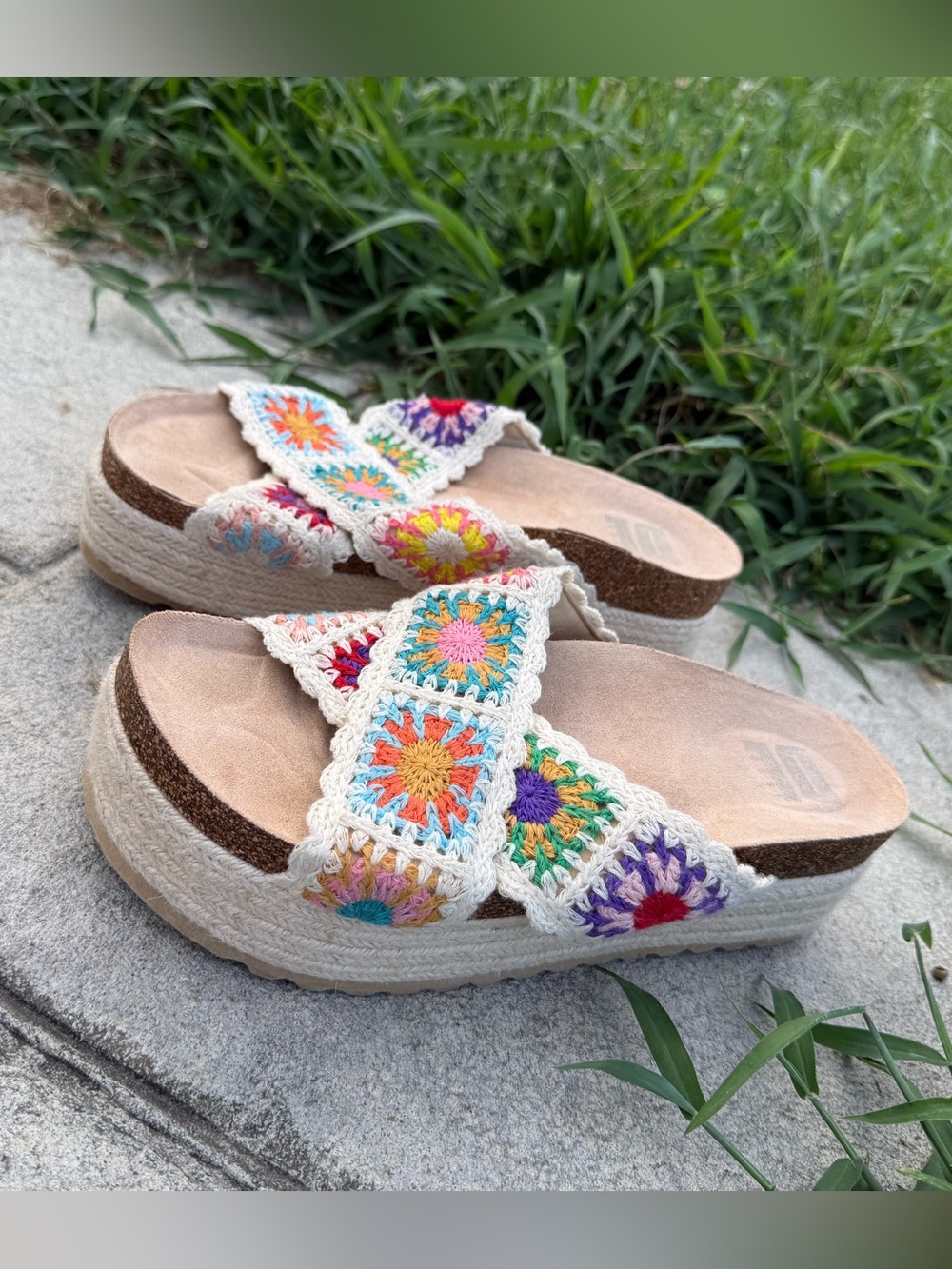 D L 1990 Woven Crochet Cross-Strap Slide Sandals - Multicolor Floral 9 40 S 169 - Picture 2 of 10